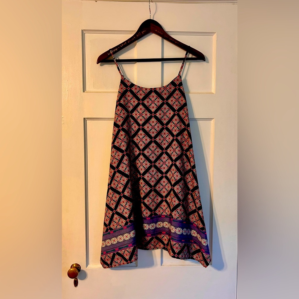 Francesca's Geometric Pattern Pink and Navy Blue Sleeveless Midi Dress